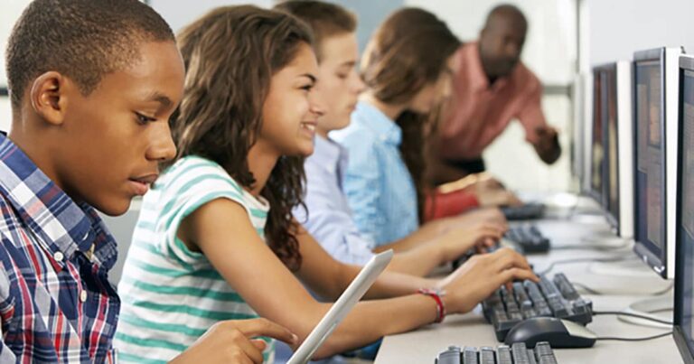 Field experience computer lab